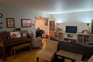 22W425 Arbor Ln, Glen Ellyn, IL 60137 - Photo 5