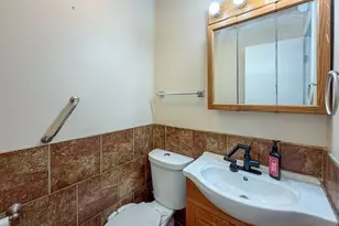 290 E Wrightwood Ave, Glendale Heights, IL 60139 - Photo 11