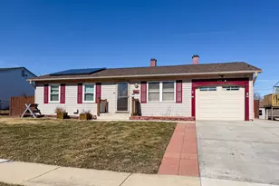 290 E Wrightwood Ave, Glendale Heights, IL 60139 - Photo 1