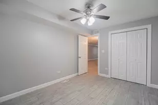 1906 W 17th St, Chicago, IL 60608 - Photo 23