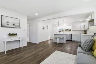 1941 Cambridge St, Chicago Heights, IL 60411 - Photo 5