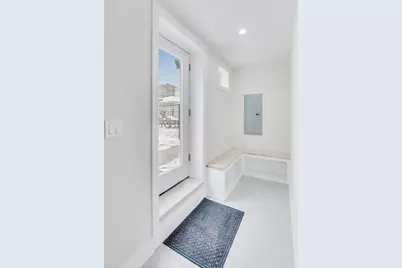 2529 N Lawndale Avenue, Chicago, IL 60647 - Photo 33