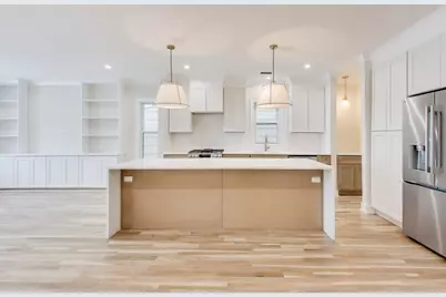 2529 N Lawndale Avenue, Chicago, IL 60647 - Photo 7