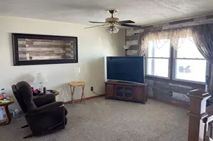 316 S 4000 West Rd, Kankakee, IL 60901 - Photo 3