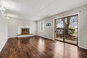 2807 Glenwood Lansing Rd, Lynwood, IL 60411 - Photo 7