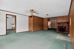 805 Old Salem Rd, Petersburg, IL 62675 - Photo 5