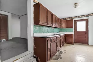 805 Old Salem Rd, Petersburg, IL 62675 - Photo 17