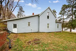 805 Old Salem Rd, Petersburg, IL 62675 - Photo 3