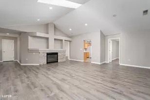 7424 Lincoln Ave, Skokie, IL 60076 - Photo 7
