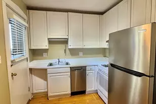 1014 W Barry Ave, Chicago, IL 60657 - Photo 7