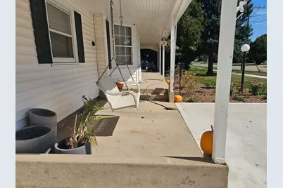 527 W Madison Street, Belvidere, IL 61008 - Photo 35