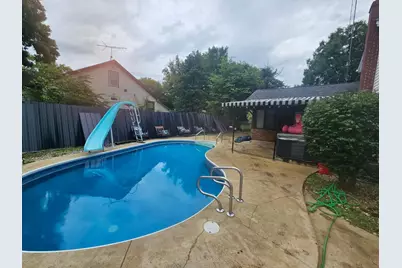 527 W Madison Street, Belvidere, IL 61008 - Photo 25