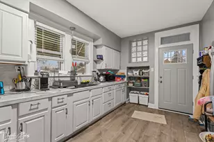 816 S 14th Ave, Maywood, IL 60153 - Photo 5
