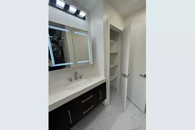 5814 N Elston Avenue #1F, Chicago, IL 60646 - Photo 11