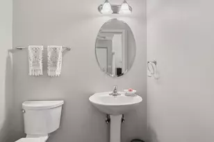 855 E 22nd St, Lombard, IL 60148 - Photo 9