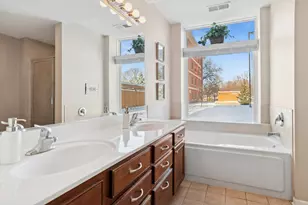 855 E 22nd St, Lombard, IL 60148 - Photo 11