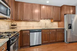 855 E 22nd St, Lombard, IL 60148 - Photo 5