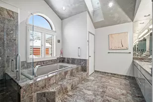 336 Rivershire Ct, Lincolnshire, IL 60069 - Photo 15