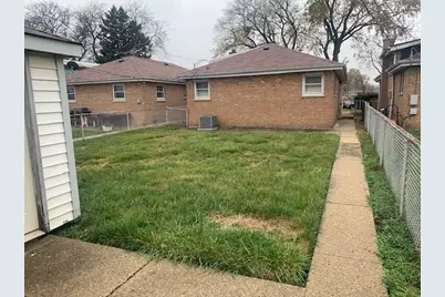 12613 S Marshfield Avenue, Calumet Park, IL 60827 - Photo 13