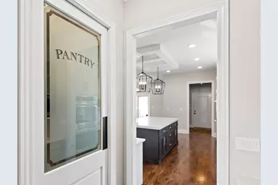 660 N Eagle Street, Naperville, IL 60563 - Photo 11