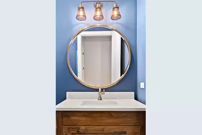 660 N Eagle Street, Naperville, IL 60563 - Photo 7