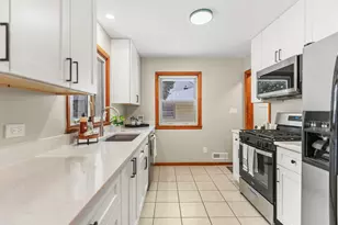 4107 Dakota Ln, Rockford, IL 61108 - Photo 7