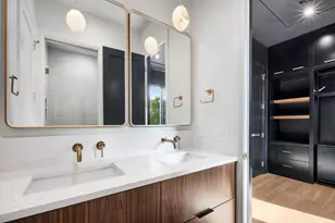 3923 N Janssen Ave, Chicago, IL 60613 - Photo 13