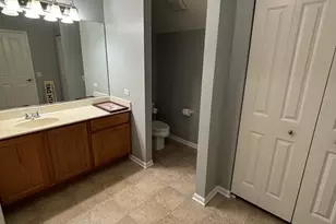 640 Schumann St, Woodstock, IL 60098 - Photo 31