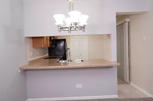 123 Willow Brook Ct, Schaumburg, IL 60195 - Photo 7