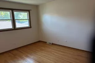 1814 Holly Ave, Darien, IL 60561 - Photo 15