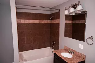 9017 S Exchange Ave, Chicago, IL 60617 - Photo 11