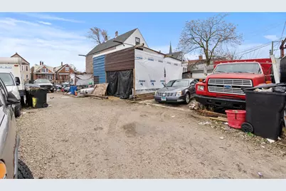 2728 S Karlov Avenue, Chicago, IL 60623 - Photo 11