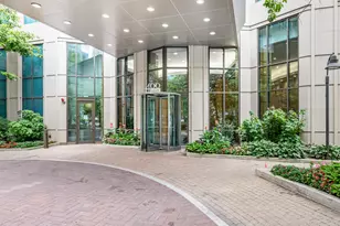 400 N La Salle St, Chicago, IL 60610 - Photo 3