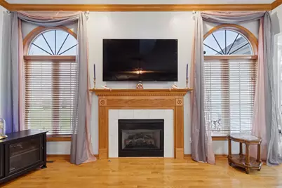 638 Merrion Road, Roscoe, IL 61073 - Photo 11