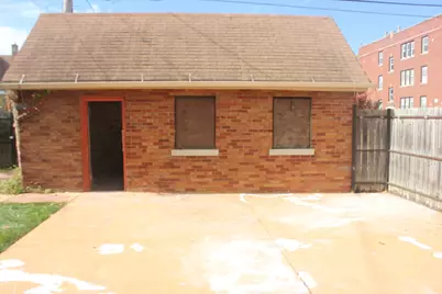 10200 S Rhodes Avenue, Chicago, IL 60628 - Photo 21