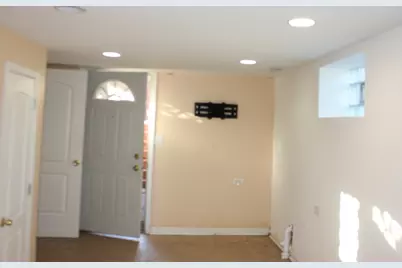 10200 S Rhodes Avenue, Chicago, IL 60628 - Photo 3