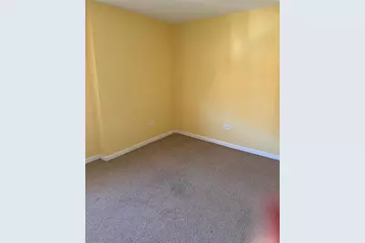 10200 S Rhodes Avenue, Chicago, IL 60628 - Photo 11