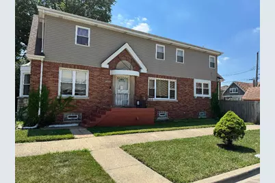 10200 S Rhodes Avenue, Chicago, IL 60628 - Photo 1