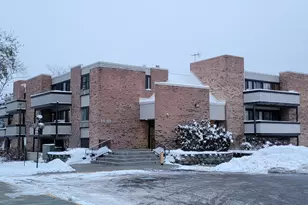 1810 Hemlock Pl, Schaumburg, IL 60173 - Photo 1