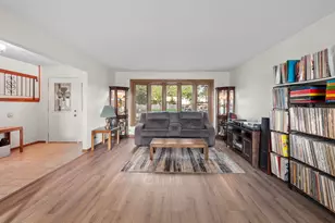 17230 Shetland Dr, Tinley Park, IL 60487 - Photo 3