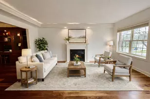 10 E Burlington St, Riverside, IL 60546 - Photo 11