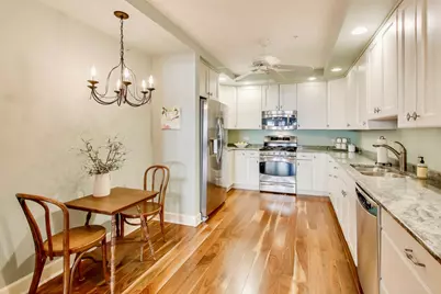 10 E Burlington Street #2C, Riverside, IL 60546 - Photo 7