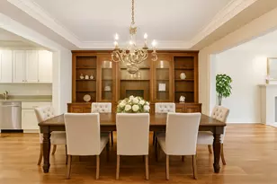 10 E Burlington St, Riverside, IL 60546 - Photo 5