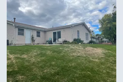 140 Meadowbrook Lane, Lake Zurich, IL 60047 - Photo 13