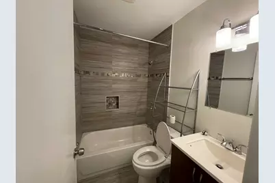 140 Meadowbrook Lane, Lake Zurich, IL 60047 - Photo 7