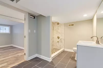 8367 S Baltimore Avenue, Chicago, IL 60617 - Photo 21