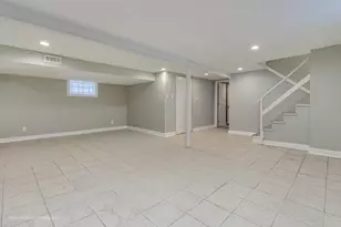 8367 S Baltimore Ave, Chicago, IL 60617 - Photo 19