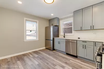 8367 S Baltimore Avenue, Chicago, IL 60617 - Photo 7