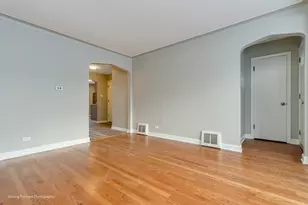 8367 S Baltimore Ave, Chicago, IL 60617 - Photo 5