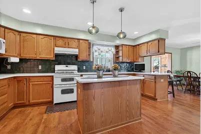 2420 N Dwight Road, Morris, IL 60450 - Photo 9